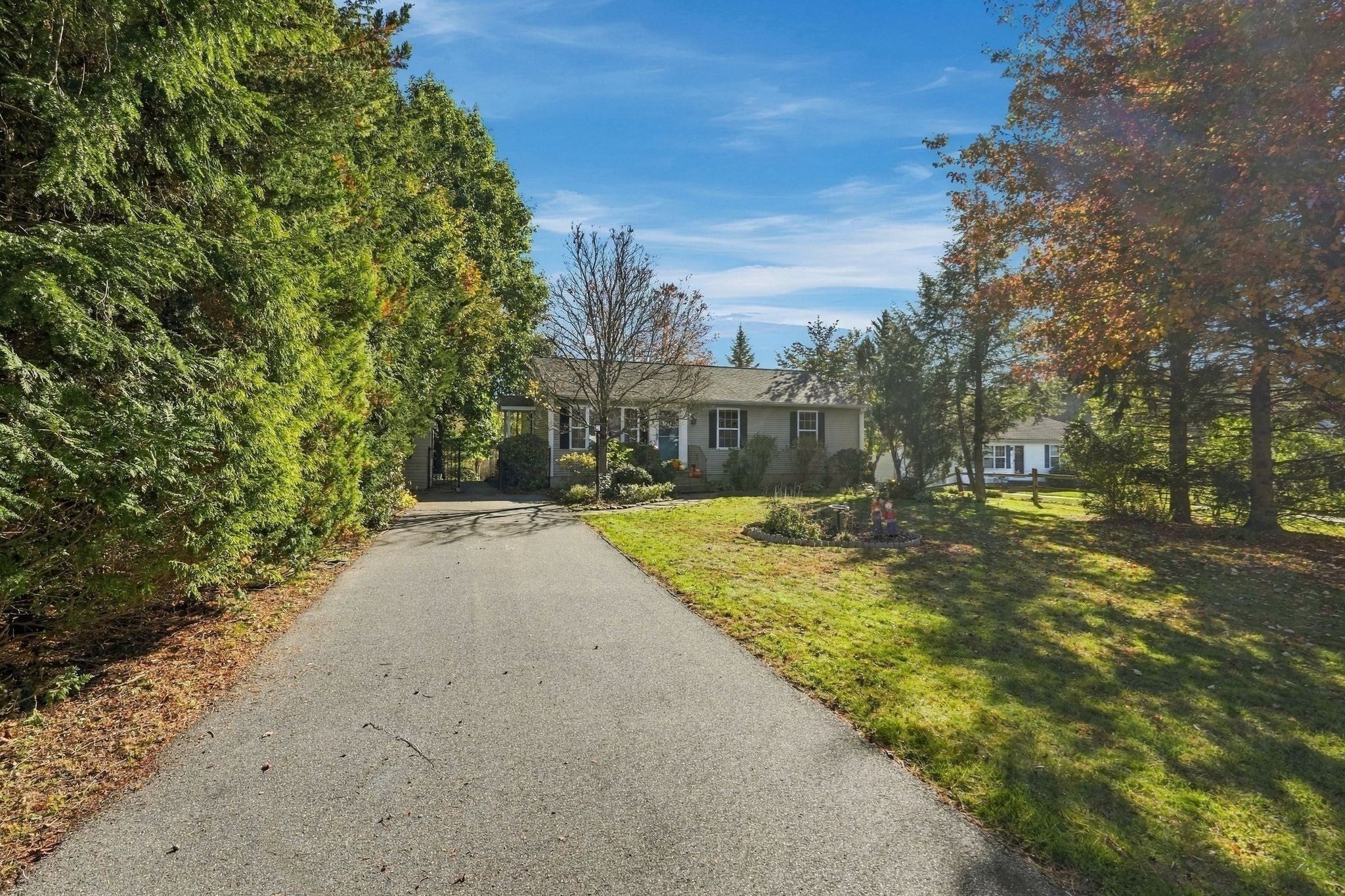 5 Maxine Cir, Easthampton, MA Photo #41