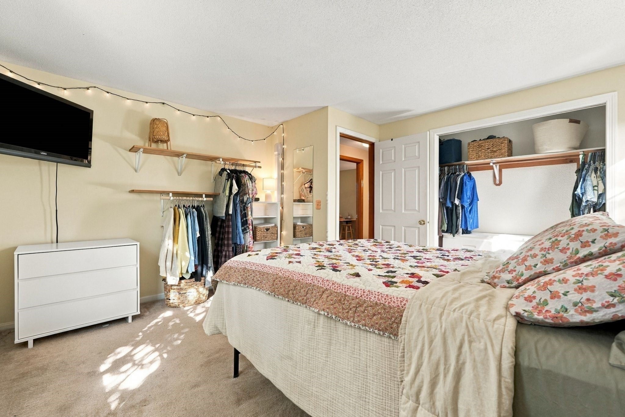 5 Maxine Cir, Easthampton, MA Photo #20