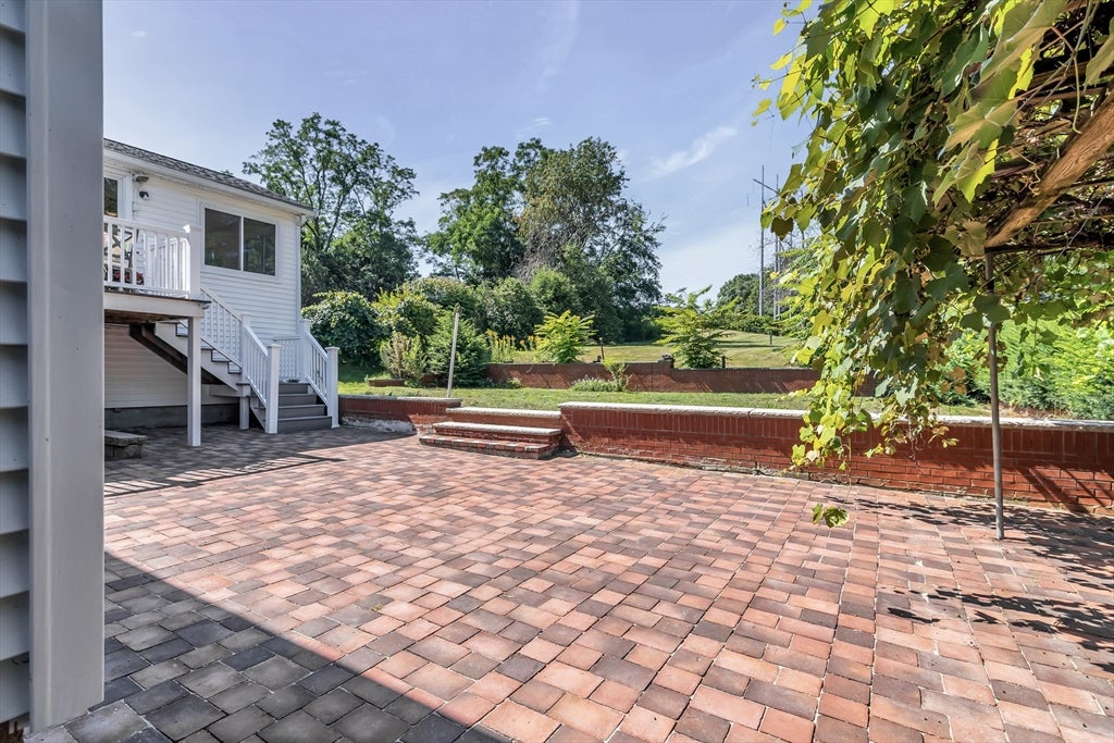 36 Prouty Rd, Burlington, MA, 36 Prouty Rd, Burlington, MA Photo #33