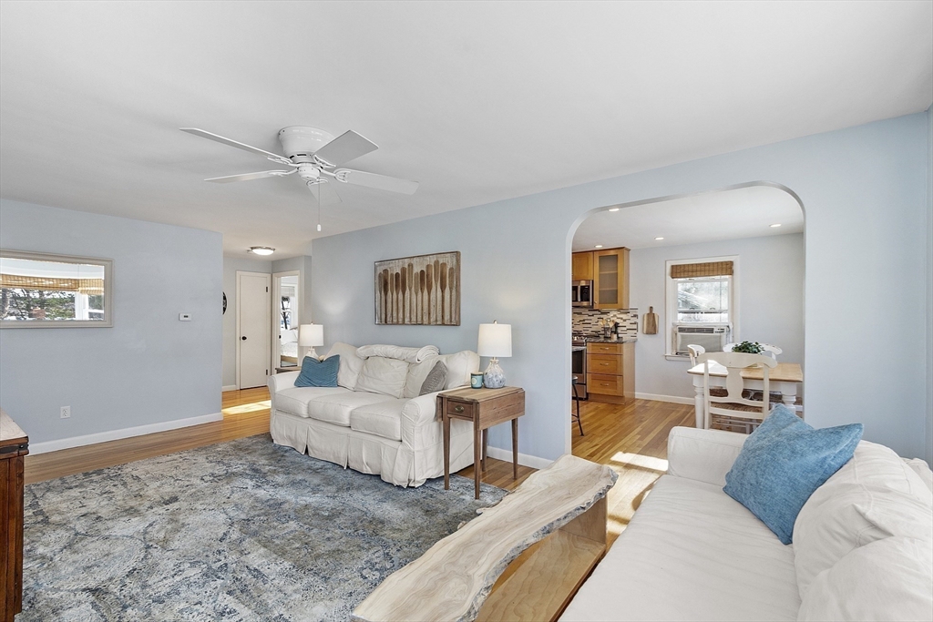 26 Long Lake Rd, Littleton, MA Photo #10