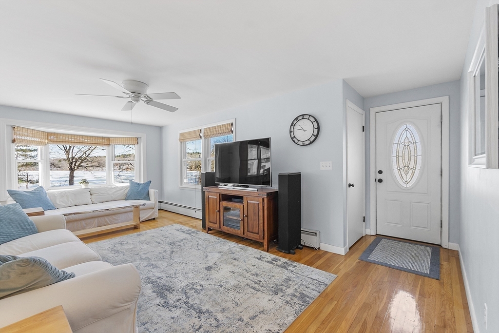 26 Long Lake Rd, Littleton, MA Photo #7