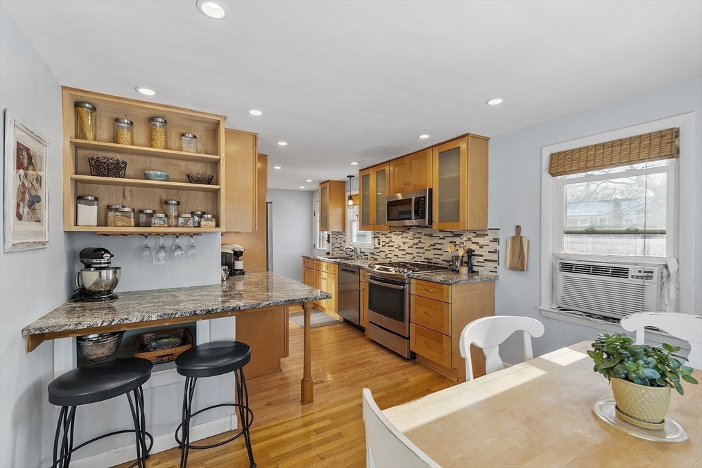26 Long Lake Rd, Littleton, MA Photo #12