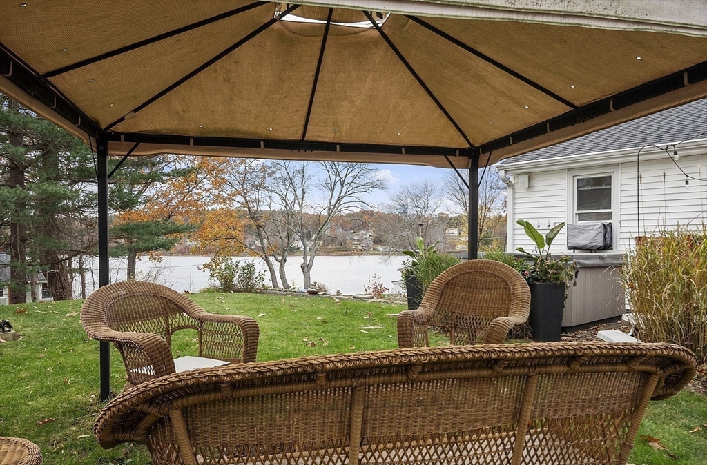 26 Long Lake Rd, Littleton, MA Photo #5