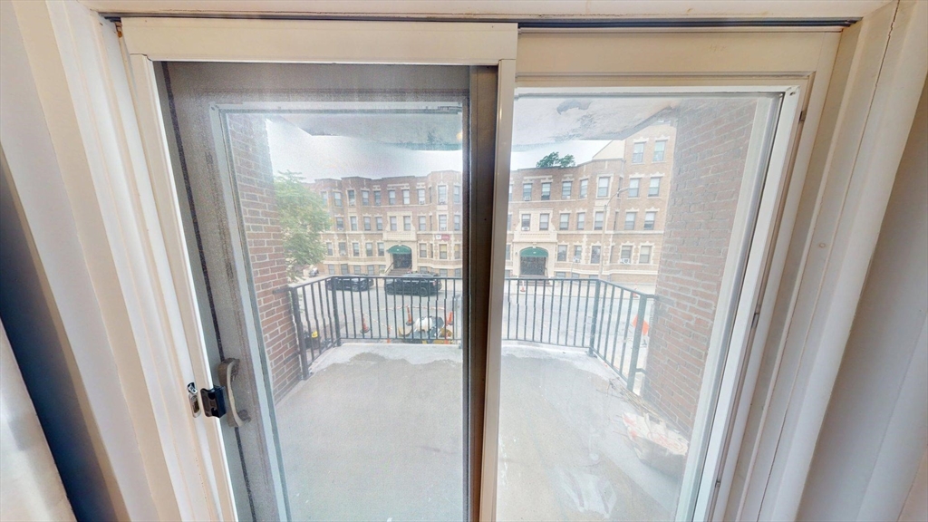 190 Kelton St 2