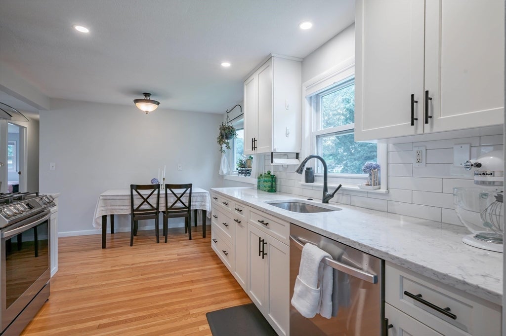 175 Edgewater Dr, Framingham, MA, 175 Edgewater Dr, Framingham, MA Photo #6