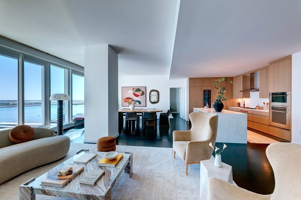 150 Seaport Blvd PH2C