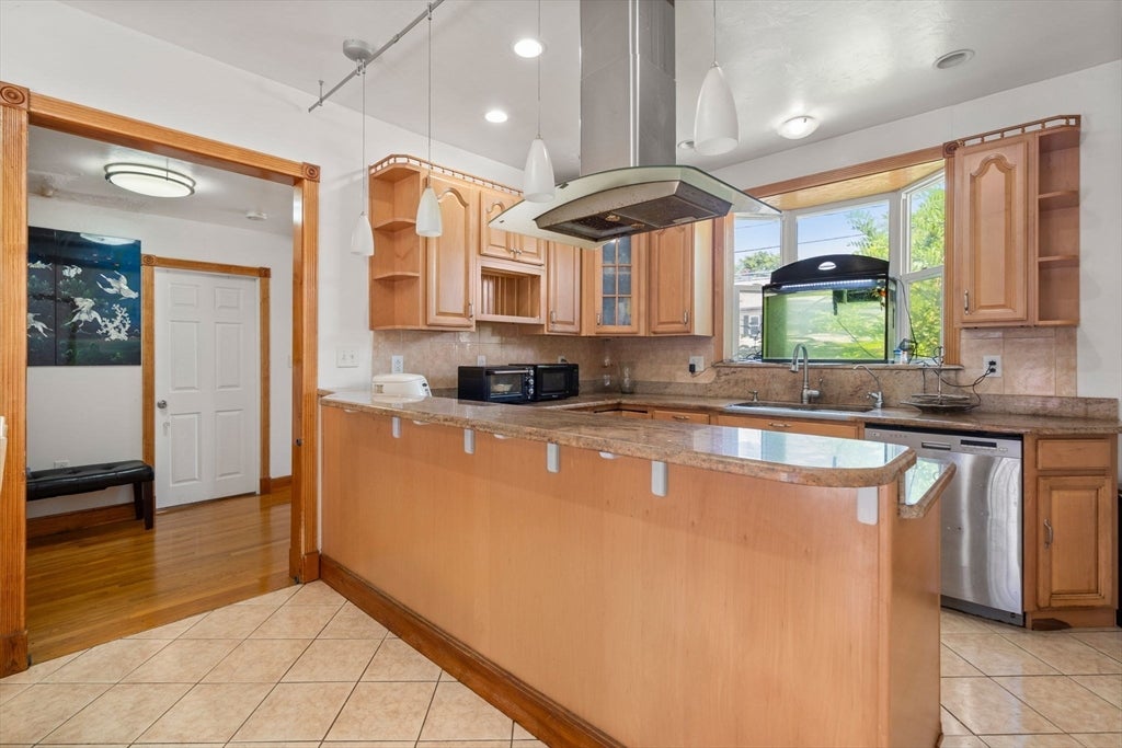 210 School Street, Stoughton, MA, 210 School Street, Stoughton, MA Photo #8