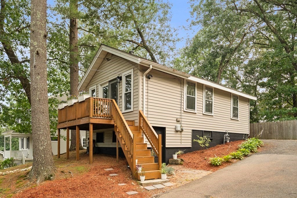 36 Elm Rd.