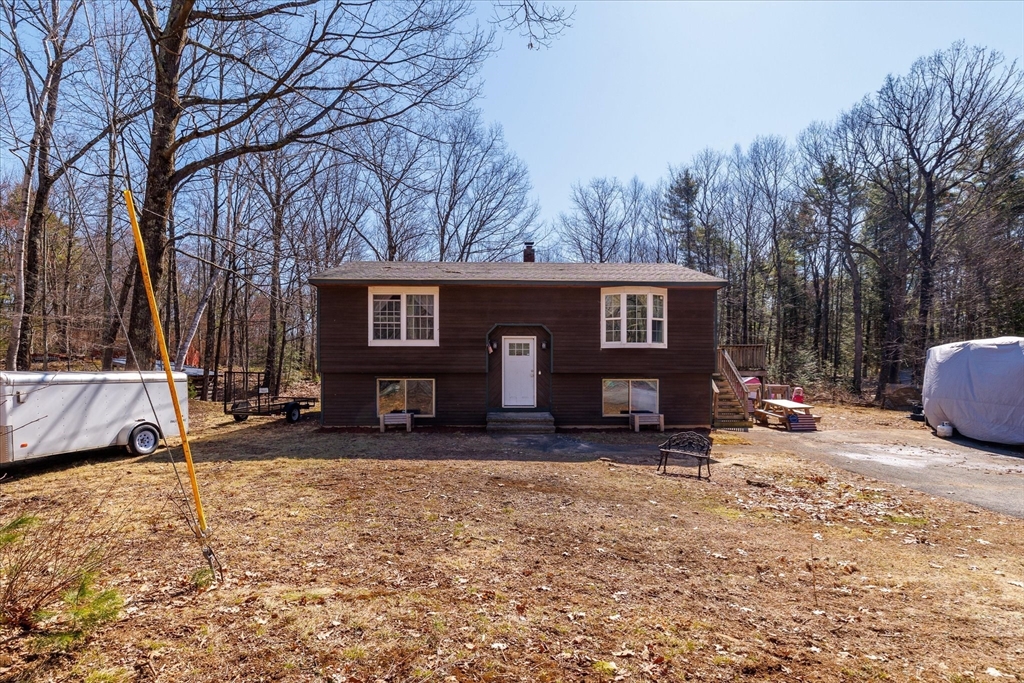 560 Conant Rd