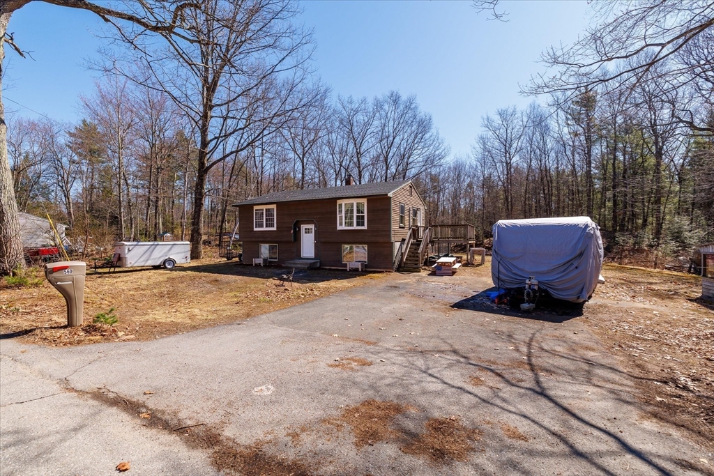 560 Conant Rd