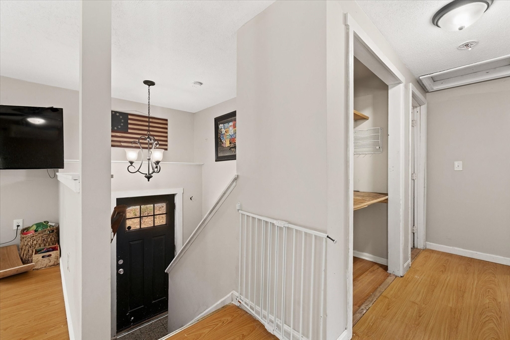 560 Conant Rd
