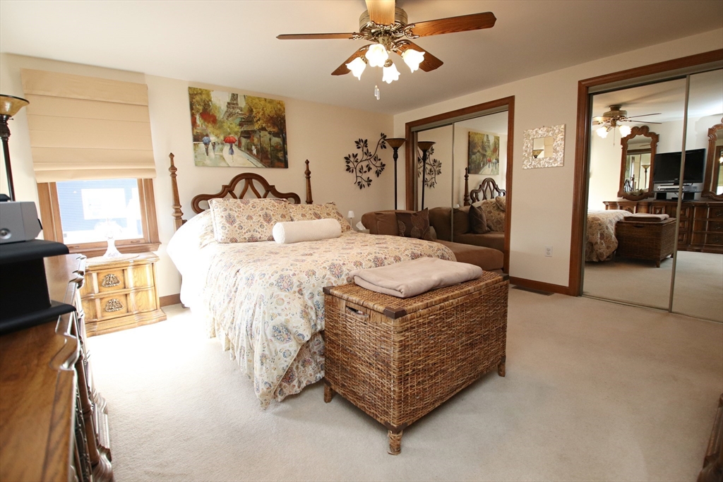 Saugus, Massachusetts 01906, United States, 3 Bedrooms Bedrooms, ,2 BathroomsBathrooms,Residential,Active,249967