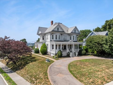 878 Highland Ave Fall River MA 02720