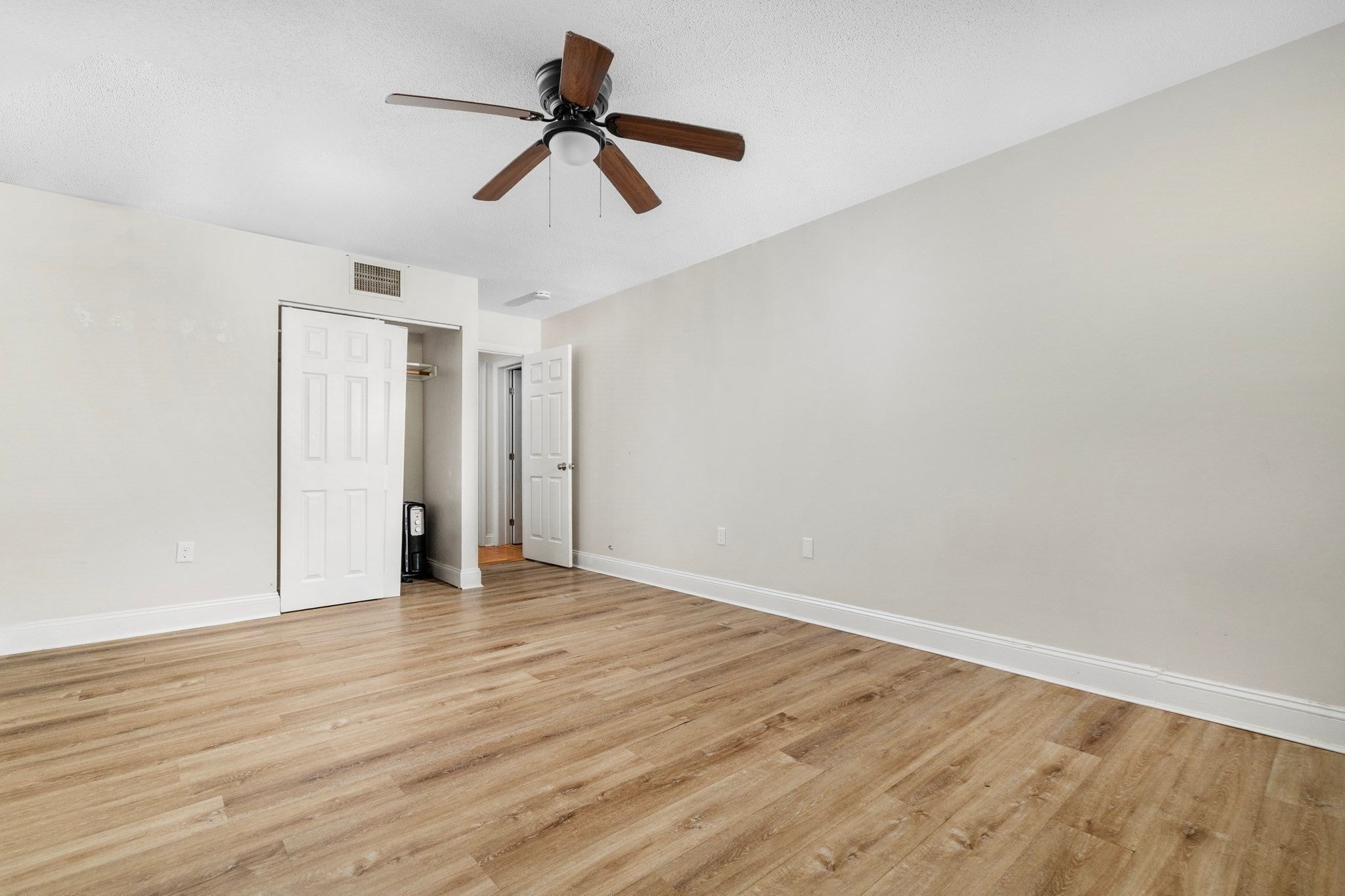 1029 Pleasant St #9, Worcester, MA, 1029 Pleasant St #9, Worcester, MA Photo #11