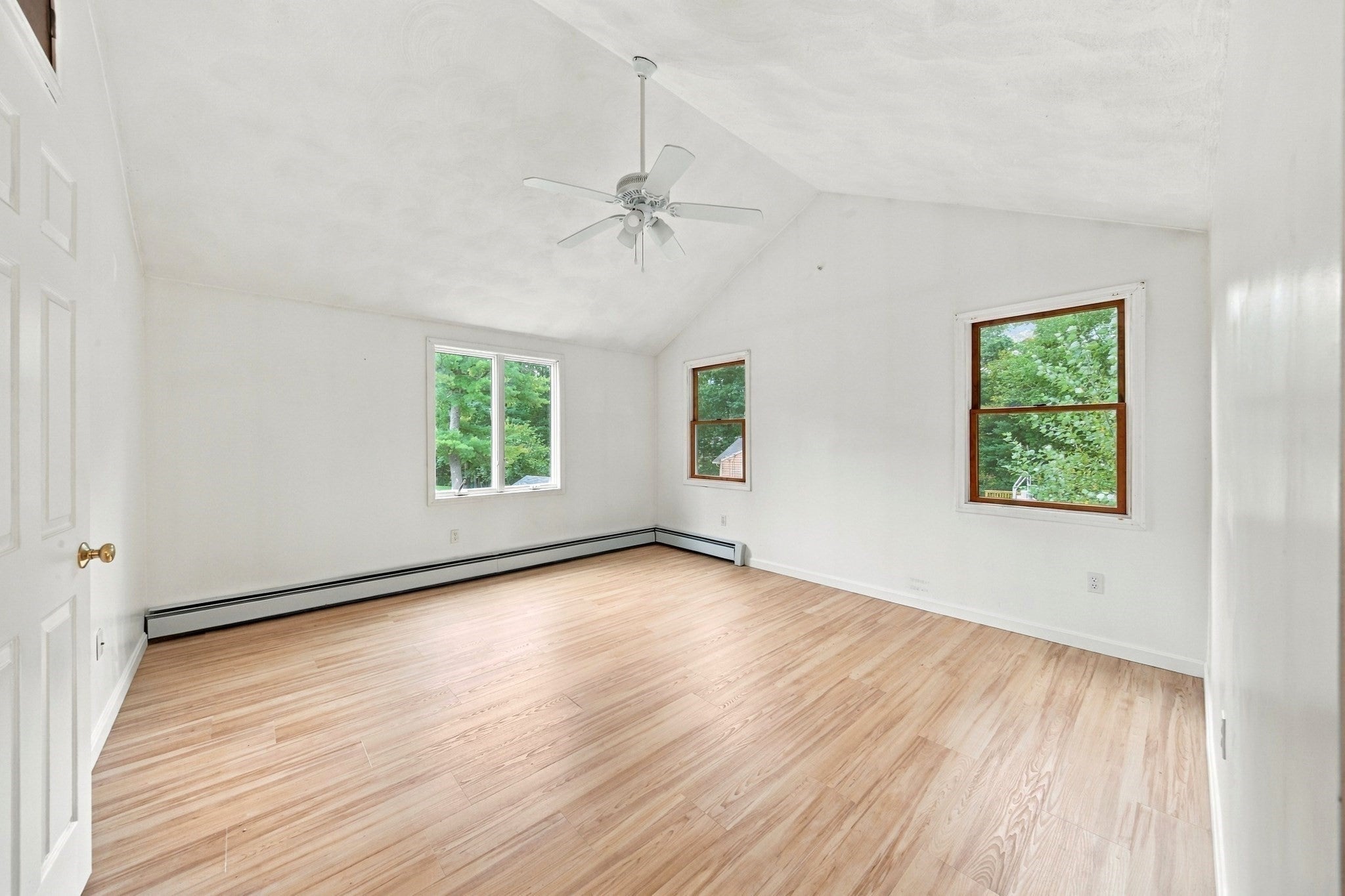 51 Queensland Rd, Billerica, MA Photo #14