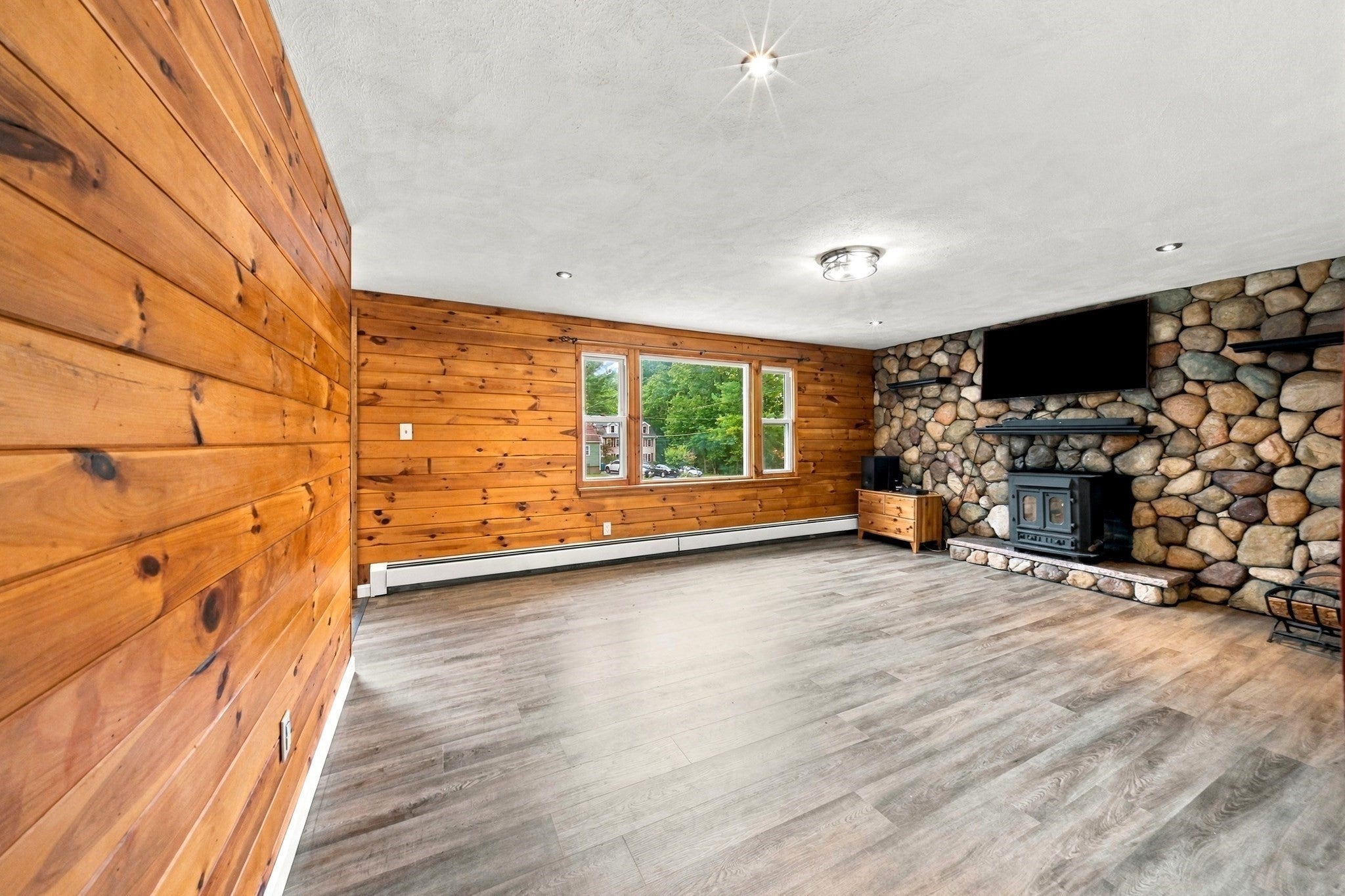 51 Queensland Rd, Billerica, MA Photo #10