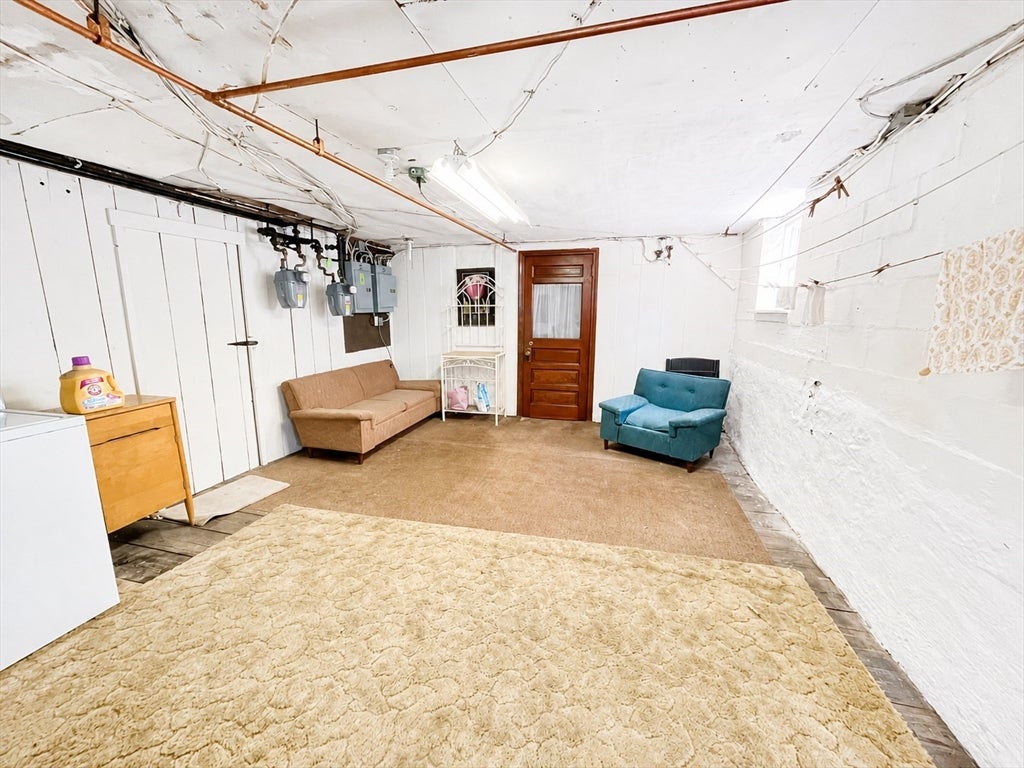 559-561 S Almond St, Fall River, MA, 559-561 S Almond St, Fall River, MA Photo #25
