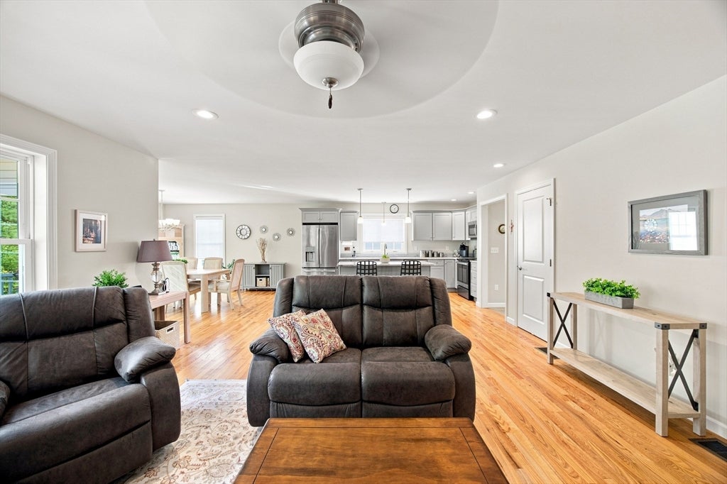 12 Copley Cir #12, Enfield, CT, 12 Copley Cir #12, Enfield, CT Photo #18