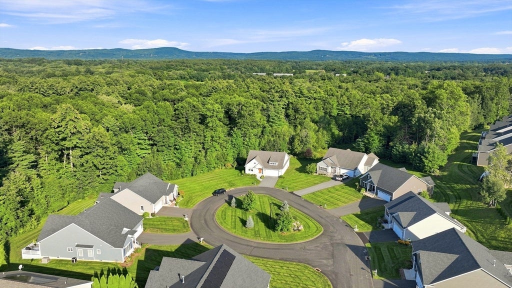 12 Copley Cir 12