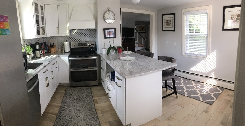 112 Lynde St 1