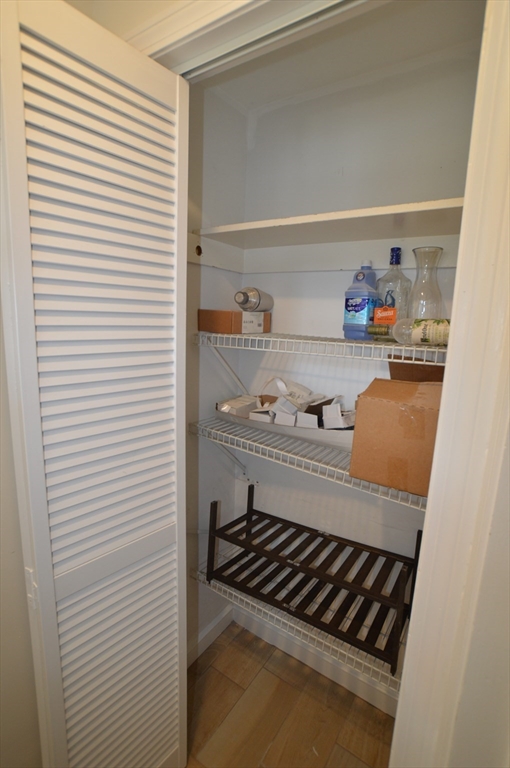 112 Lynde St 1