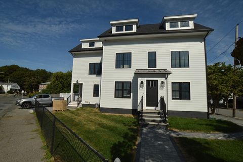 112 Lynde St 1 Melrose MA 02176