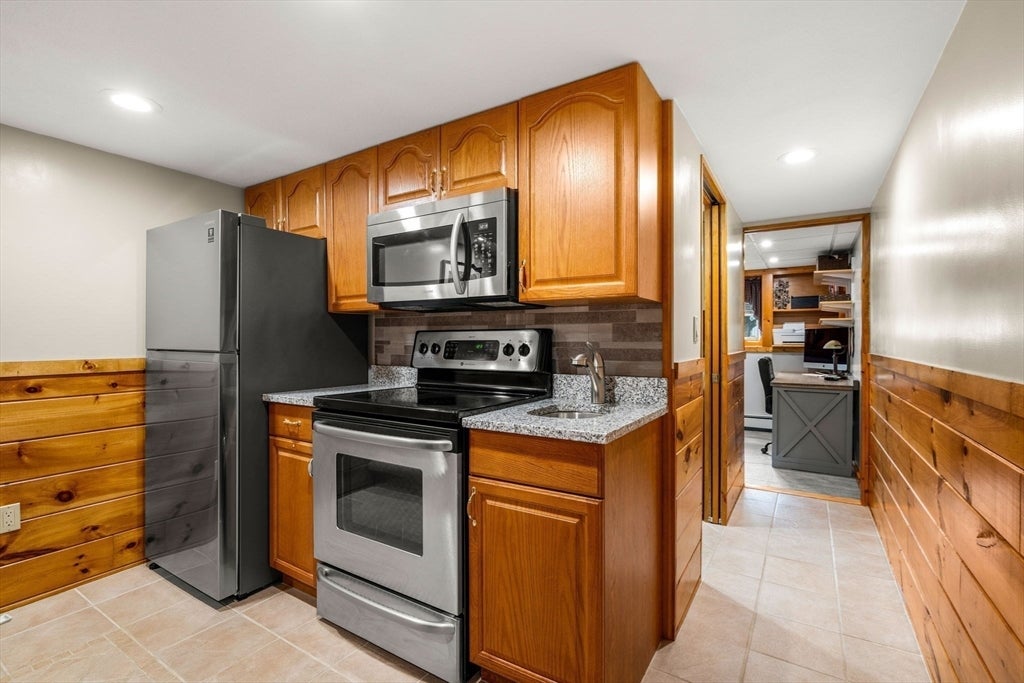 37 Home Street, Peabody, MA, 37 Home Street, Peabody, MA Photo #22