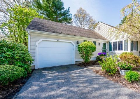12 Kettle Ln 31 Mashpee MA 02649
