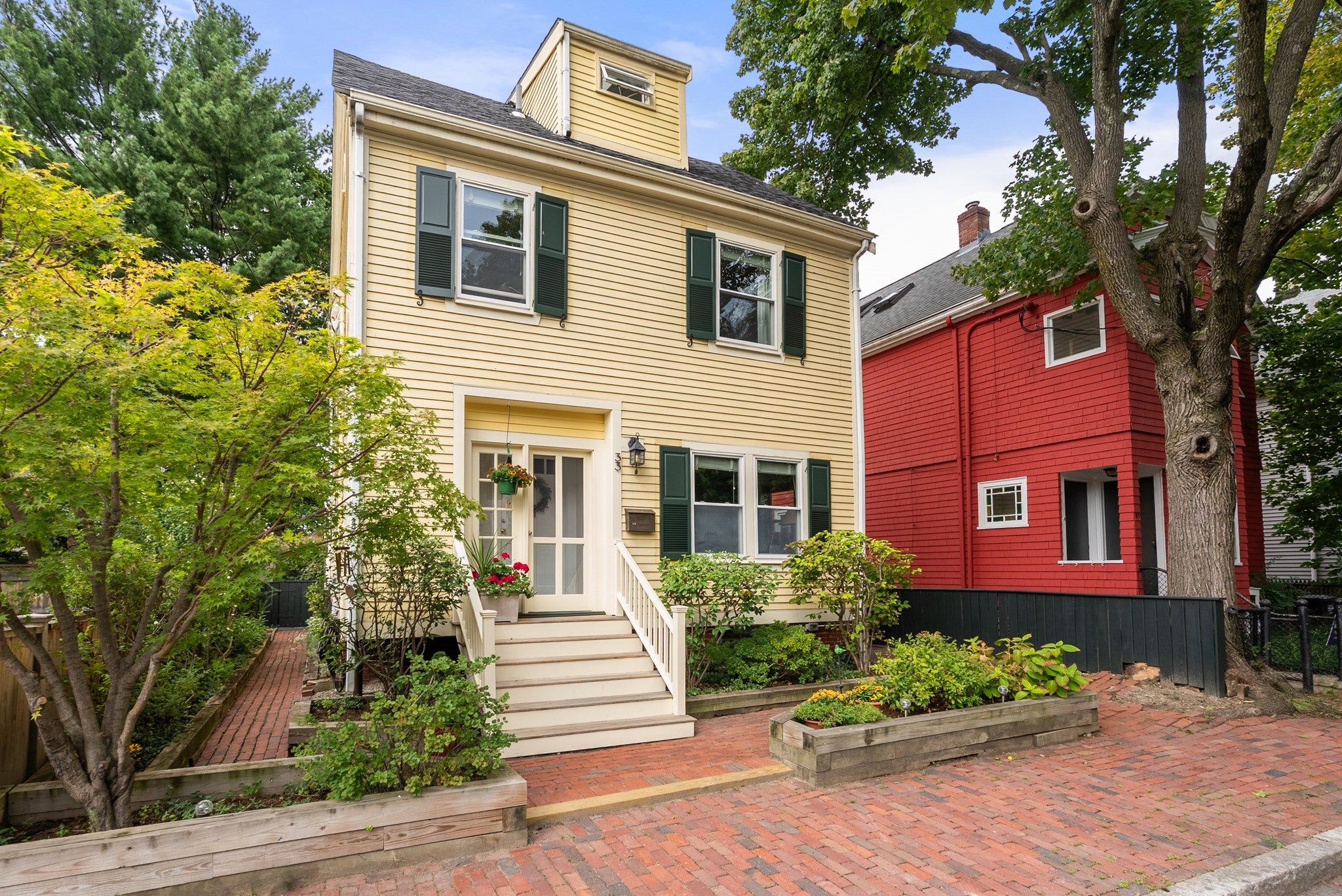 Photo of 33 Fenno Street, Cambridge, MA