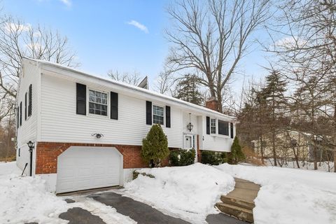 Photo of 39 Laurelwood Road, Rutland, MA 01543 (MLS # 73479068)