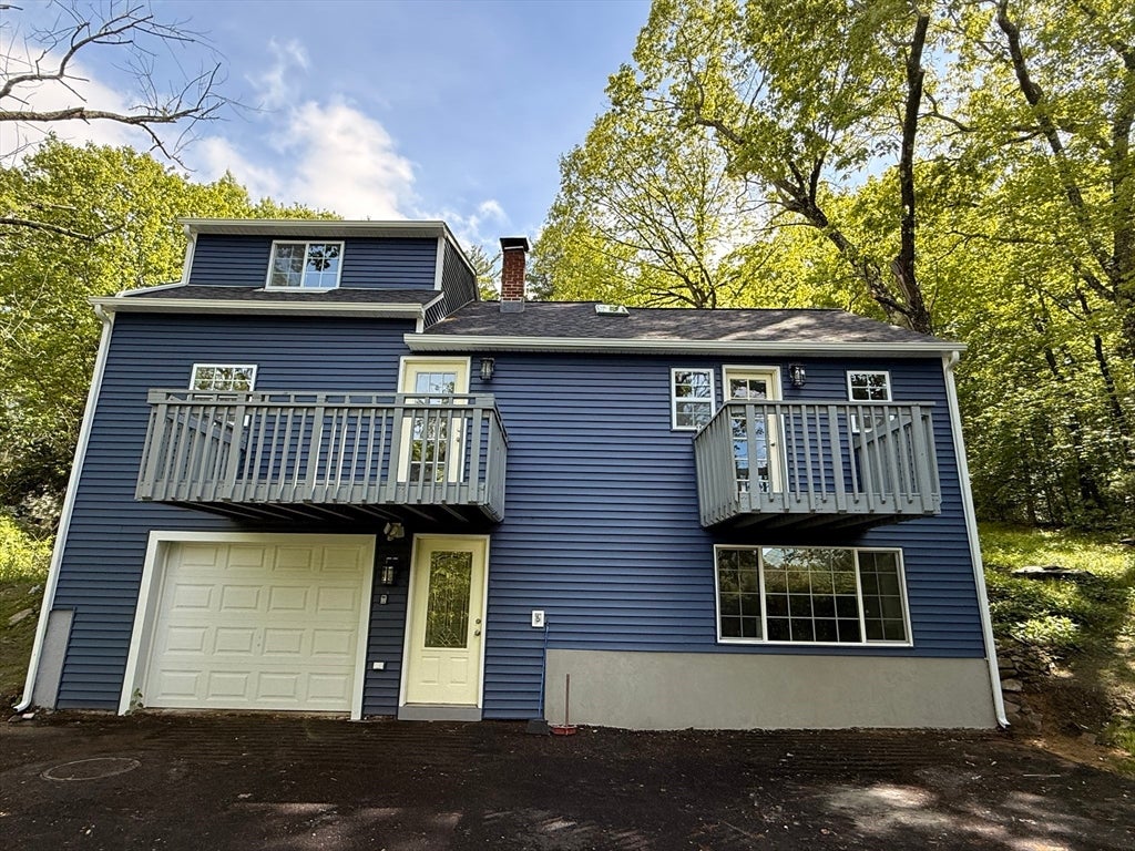 22 Delude Ave