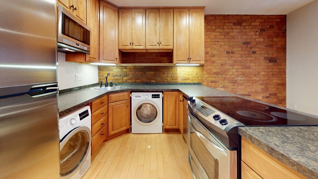 8 Battery Street #13, Boston, MA, 8 Battery Street #13, Boston, MA Photo #6
