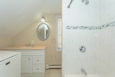 106-A&B Washington St