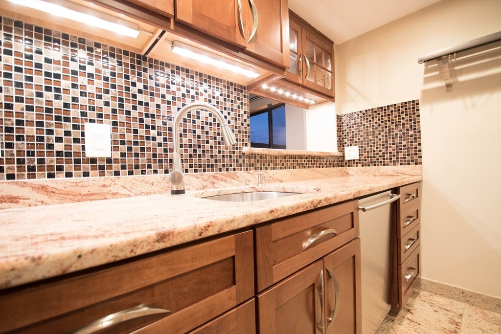 1933 Commonwealth Ave #611, Boston, MA, 1933 Commonwealth Ave #611, Boston, MA Photo #3