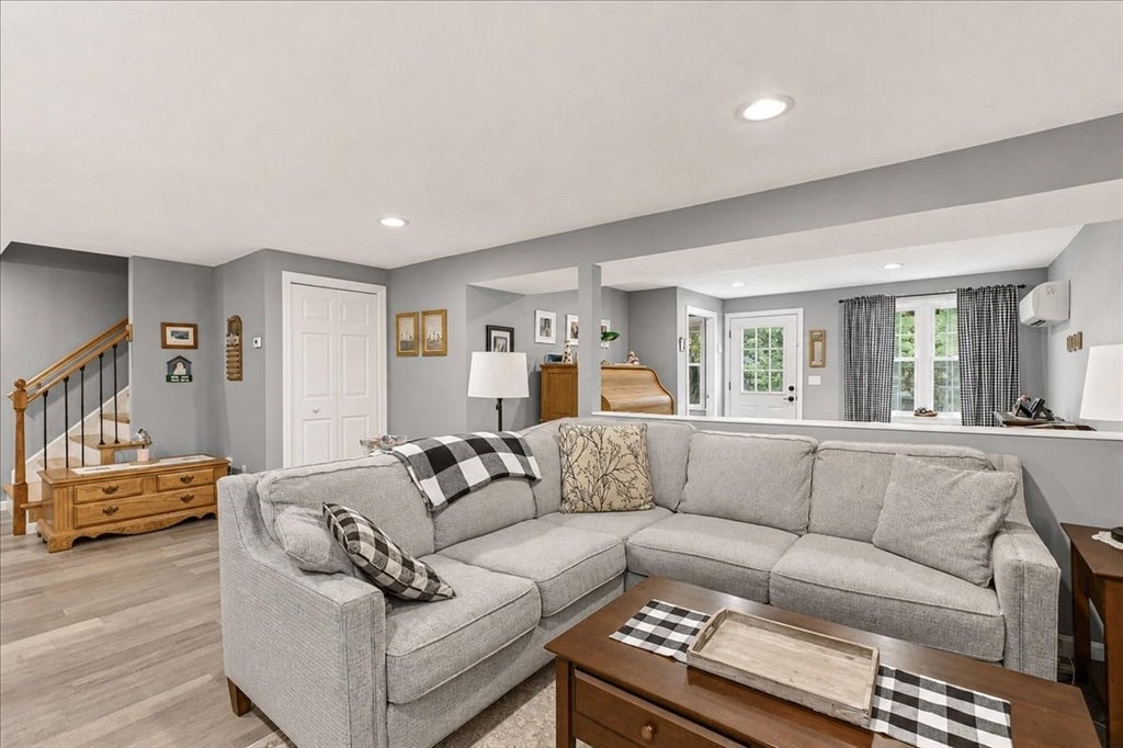 31 Pond View Dr, Kingston, MA, 31 Pond View Dr, Kingston, MA Photo #29