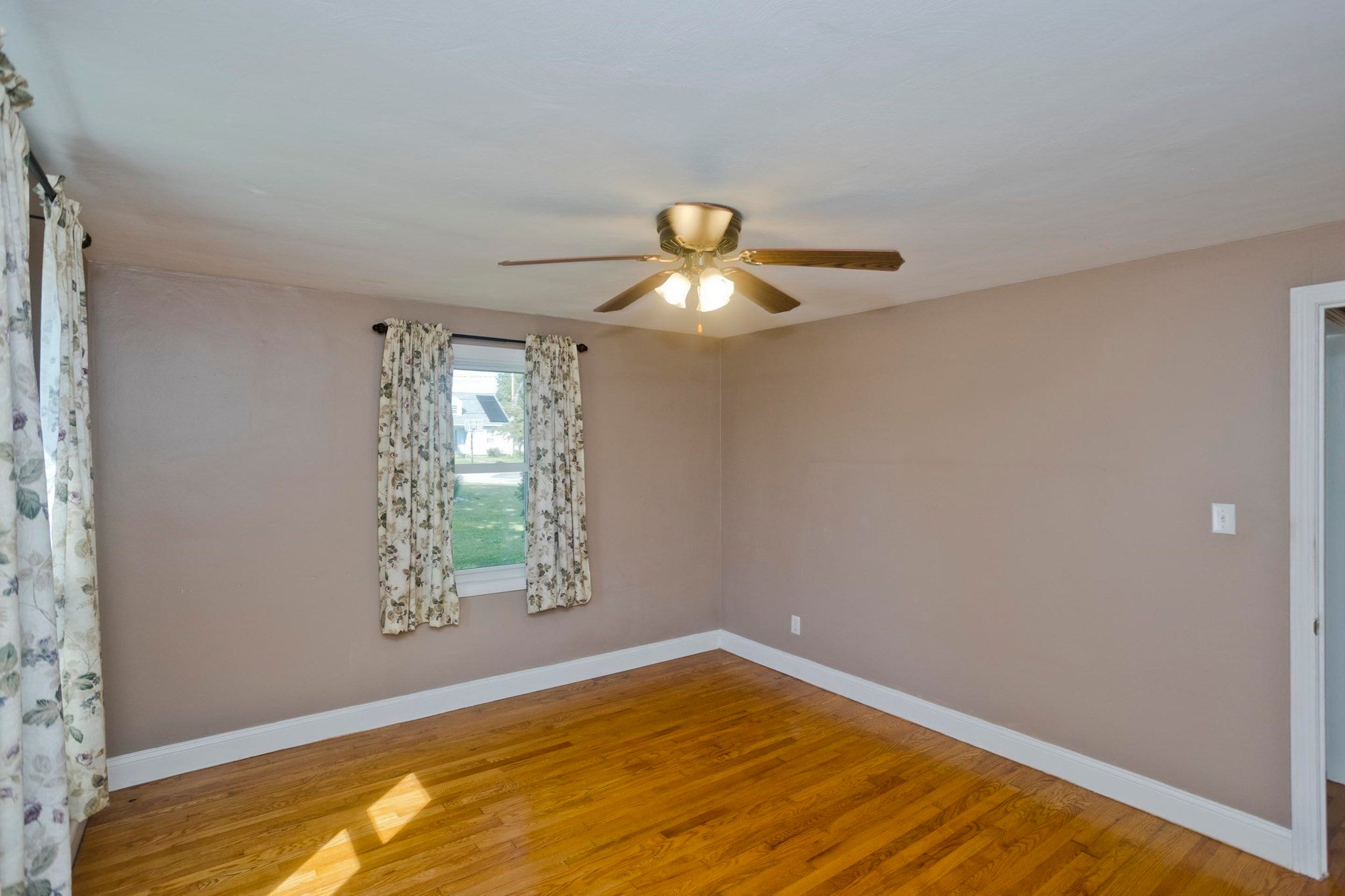 14 Philip St, Ludlow, MA, 14 Philip St, Ludlow, MA Photo #30