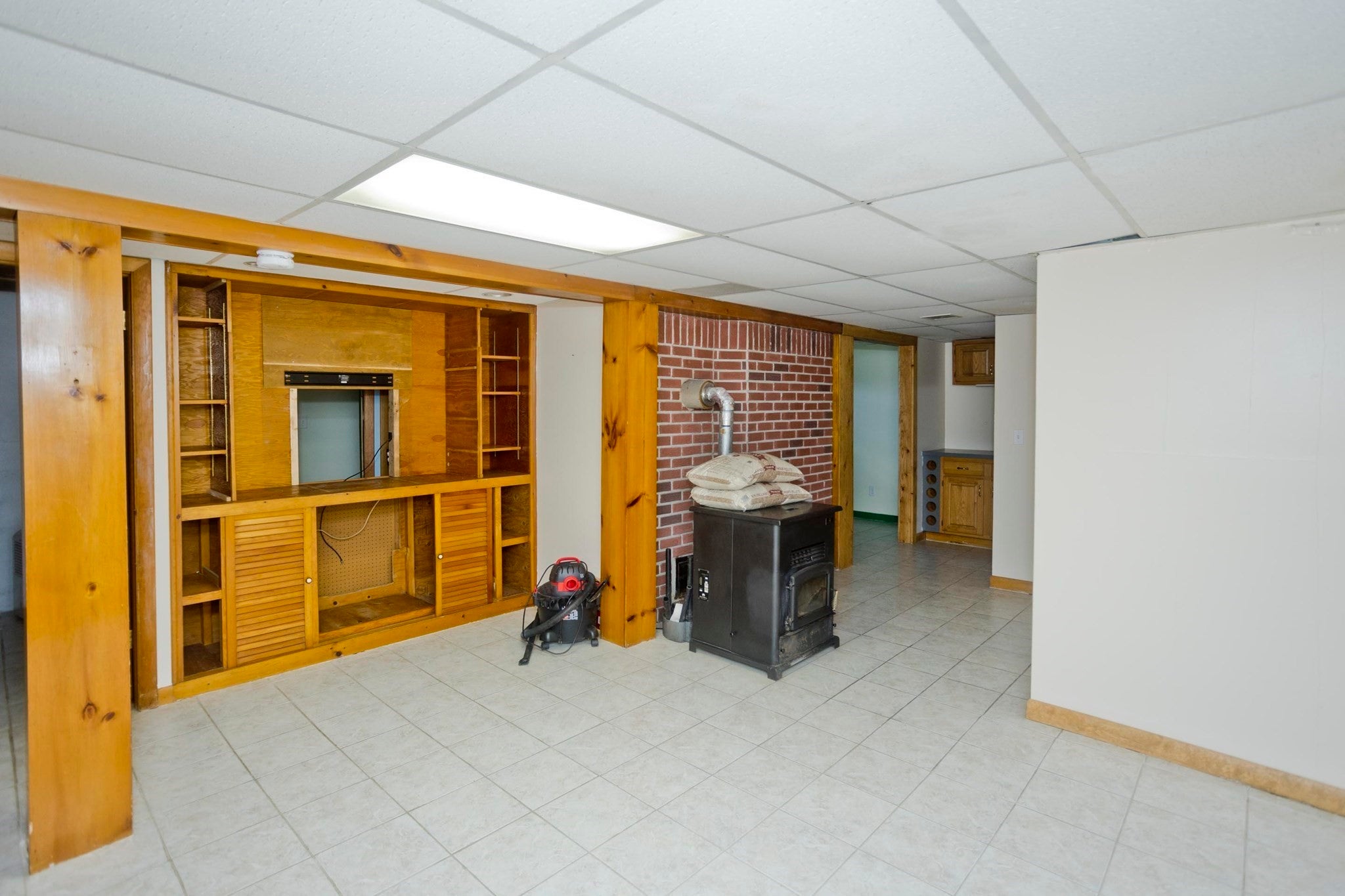 14 Philip St, Ludlow, MA, 14 Philip St, Ludlow, MA Photo #32