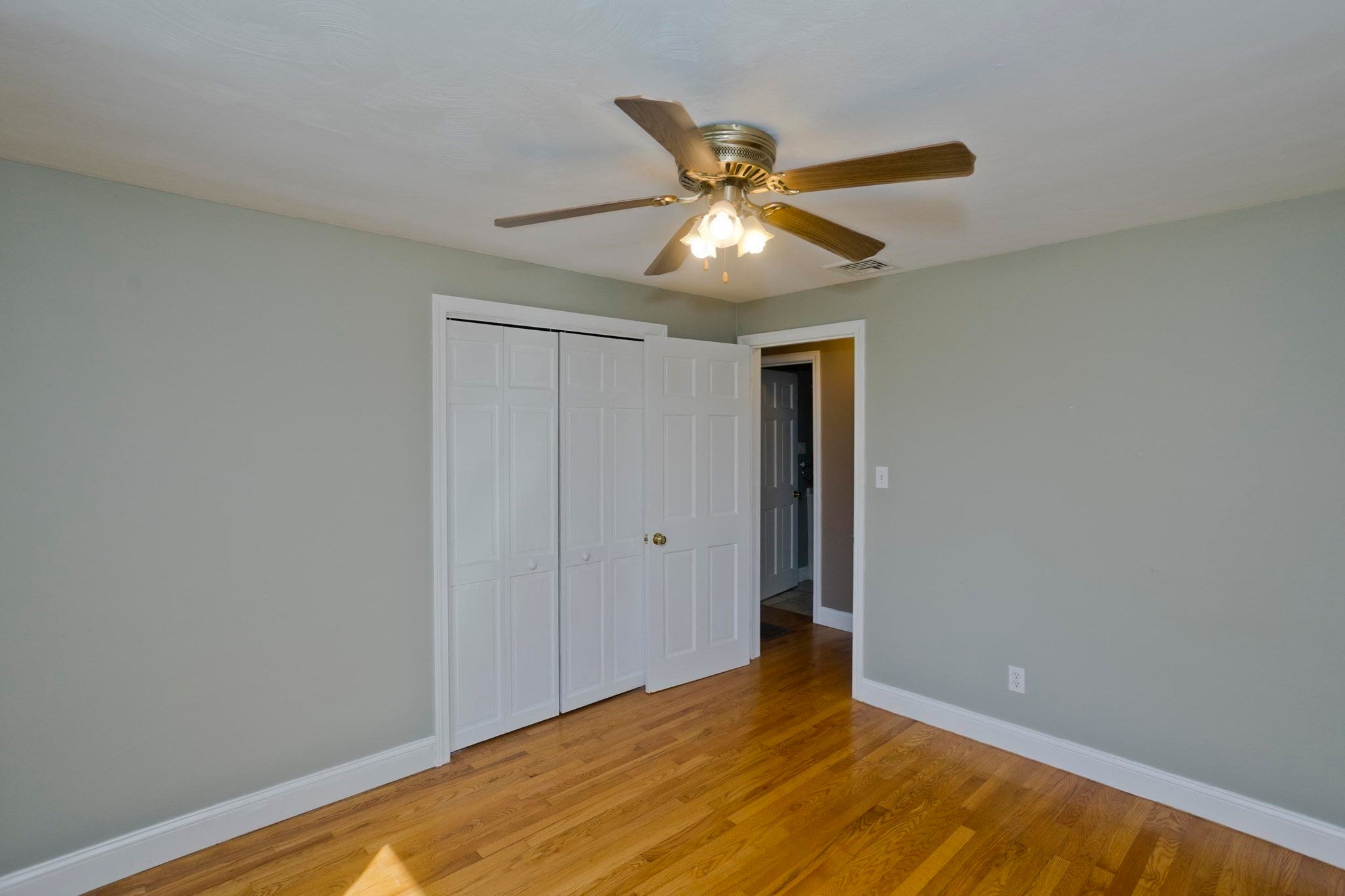 14 Philip St, Ludlow, MA, 14 Philip St, Ludlow, MA Photo #23
