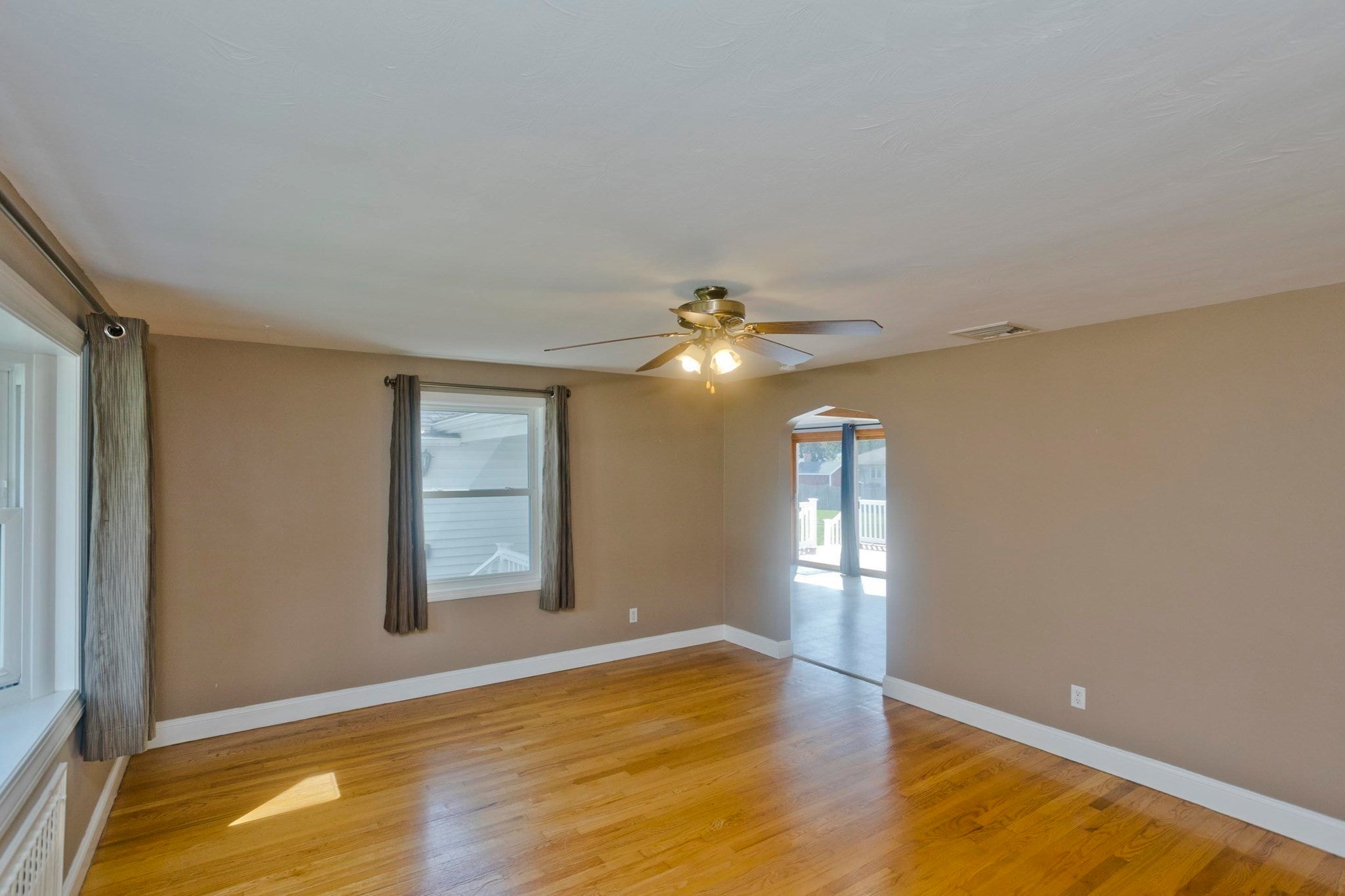 14 Philip St, Ludlow, MA, 14 Philip St, Ludlow, MA Photo #20