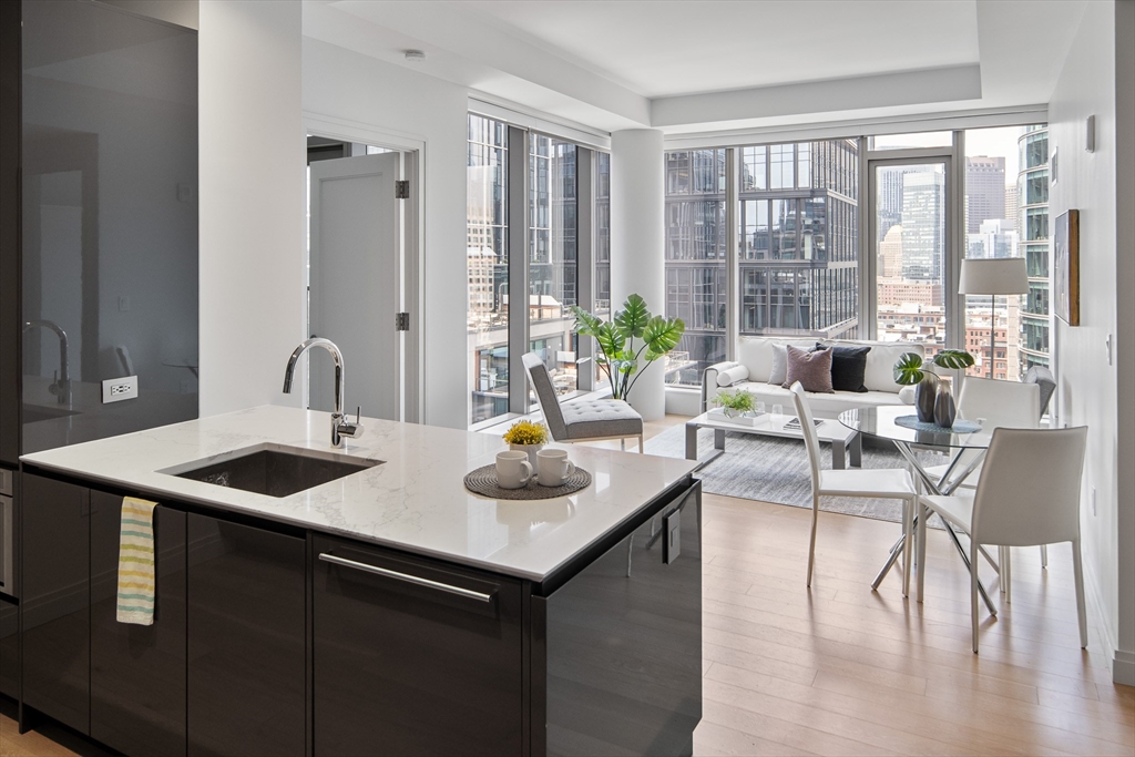 135 Seaport Blvd 1903