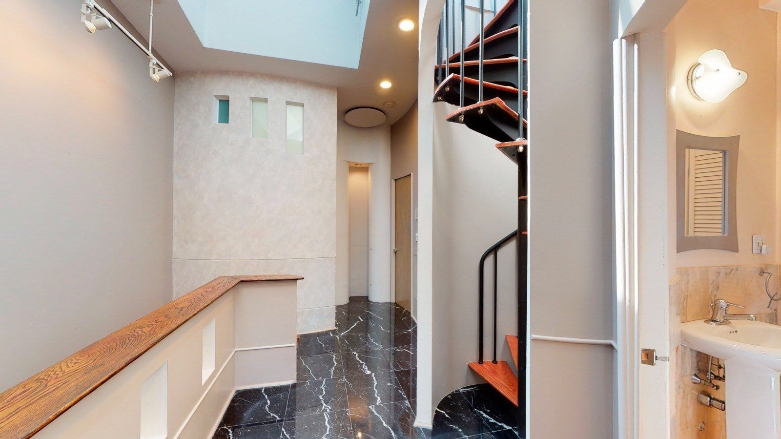 171 Beacon St. 5-2 5-3 PH