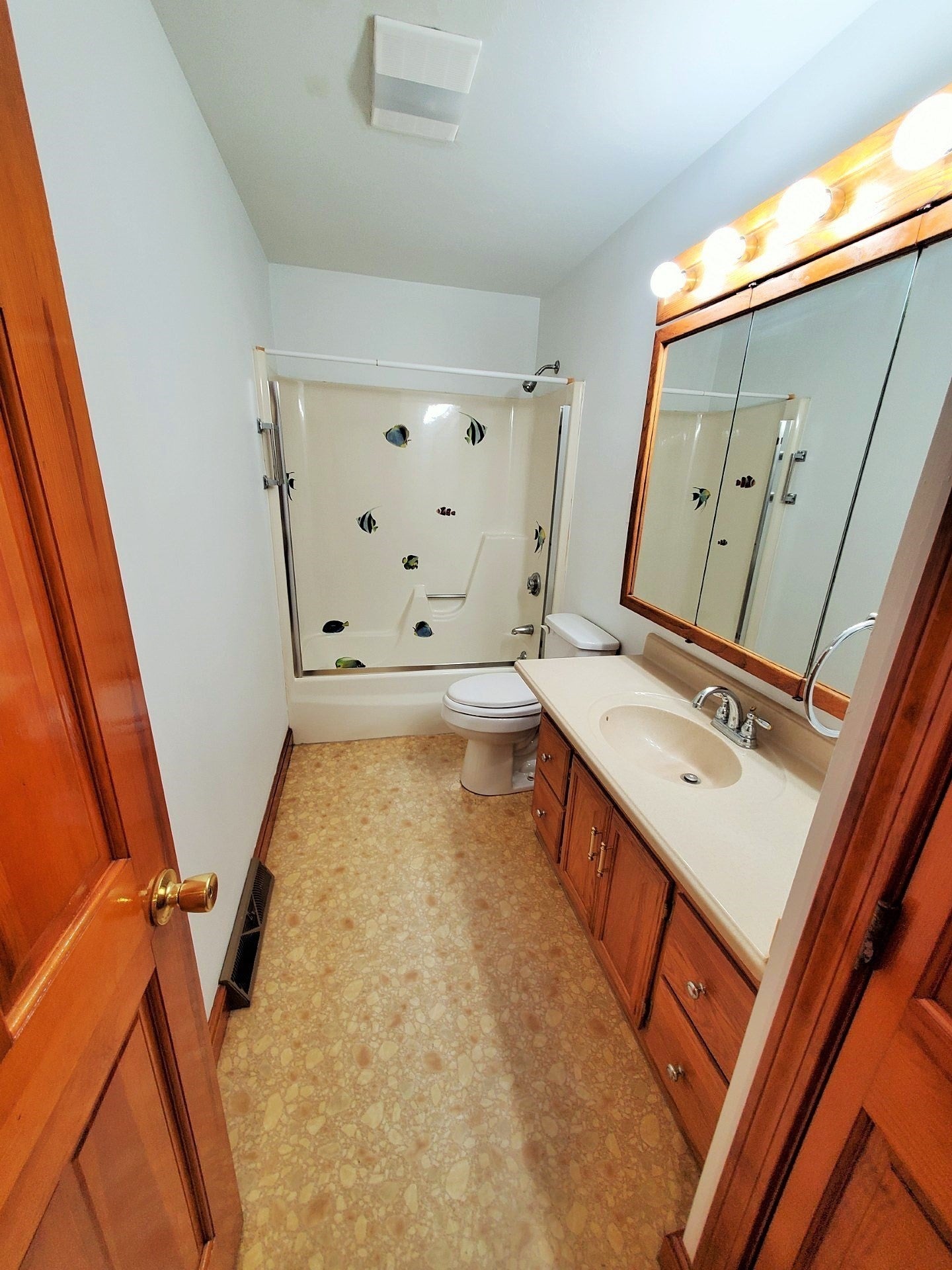 77 Pleasant St.