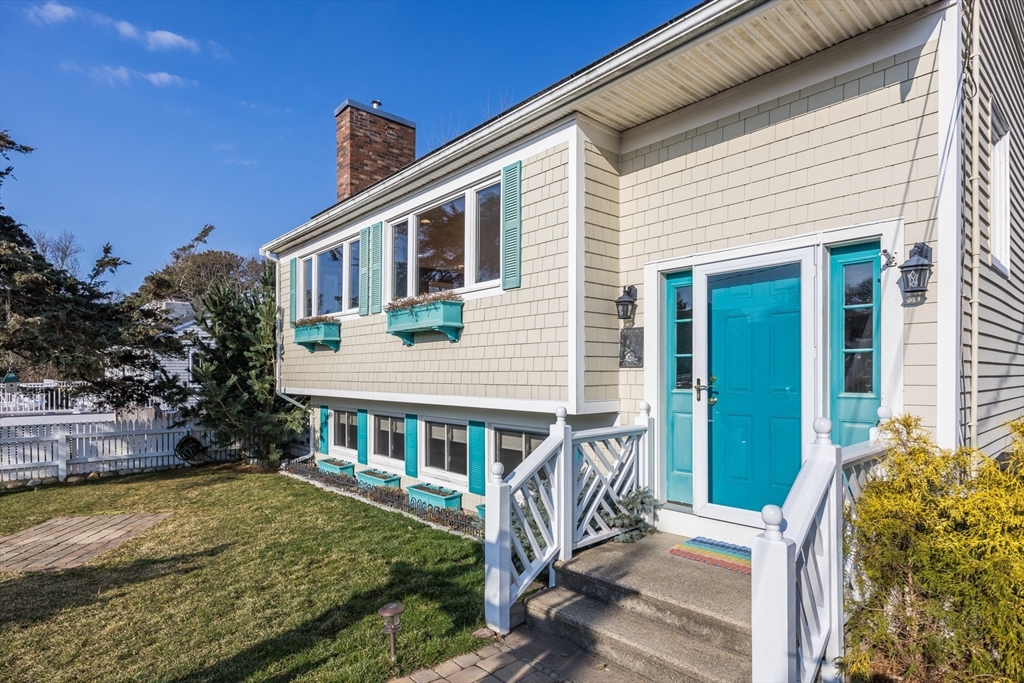 16 Off Conwell Street