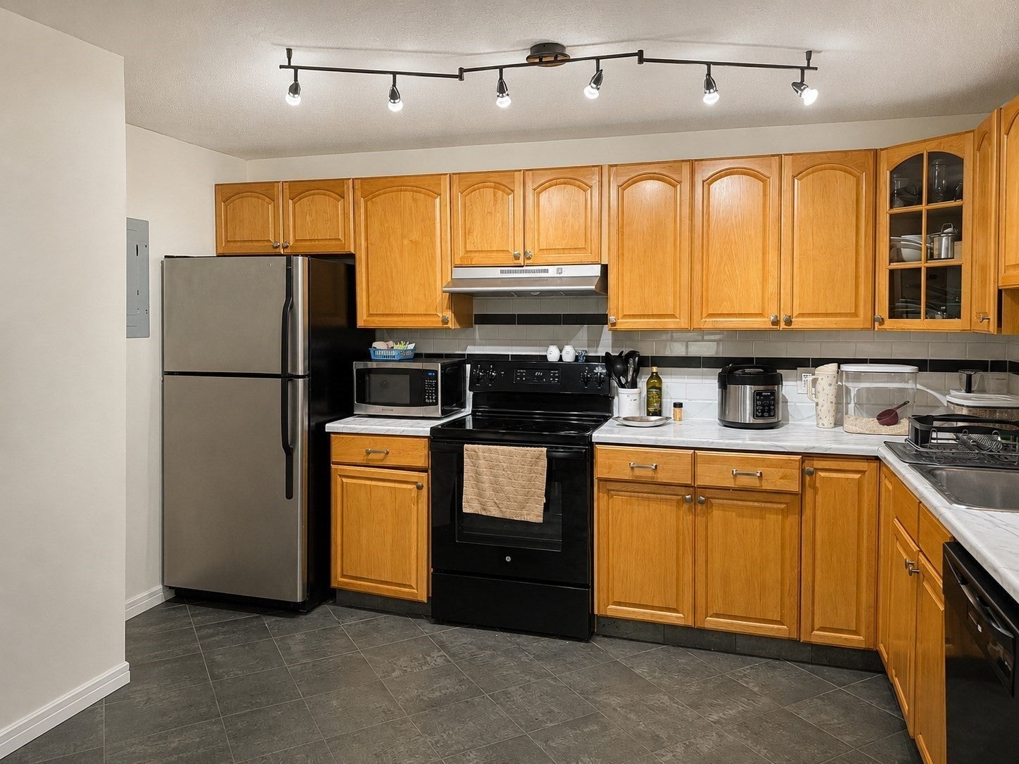 14-A Mayberry Dr 10