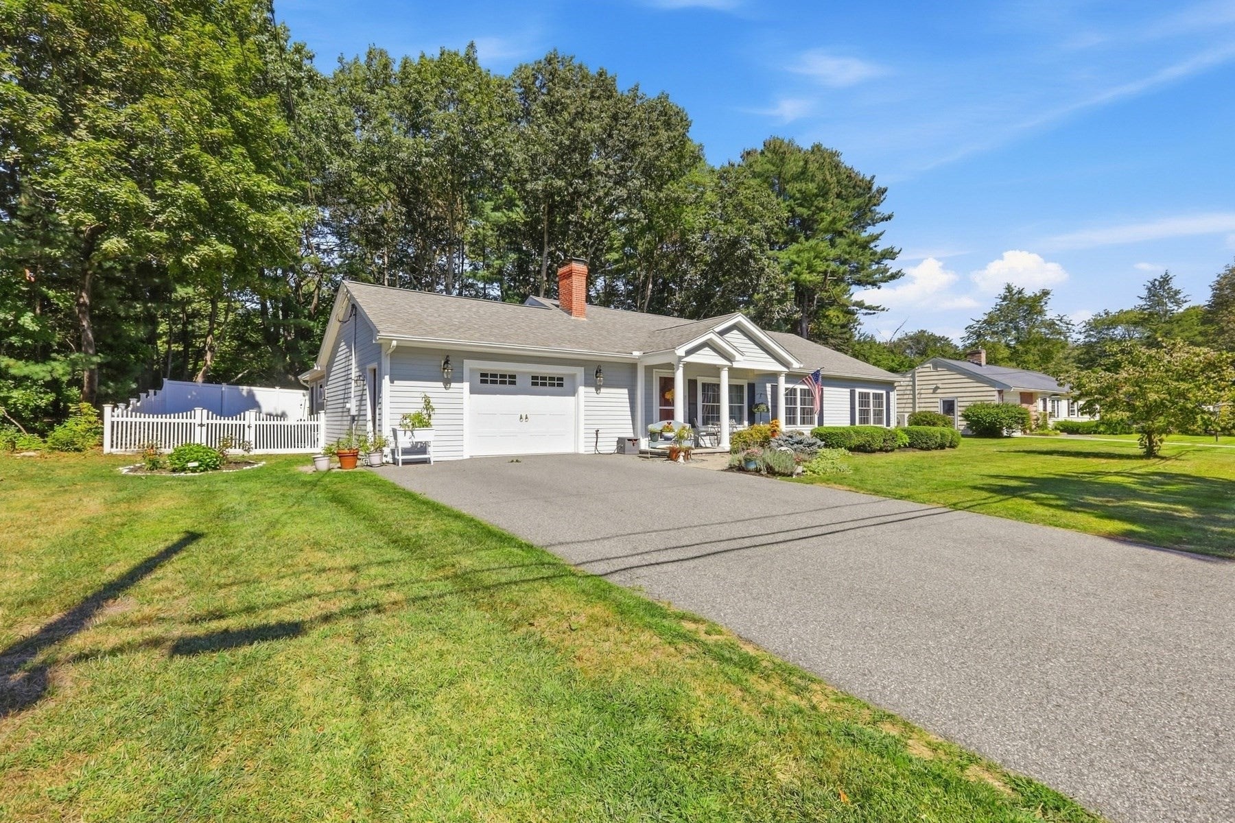 33 Westwind Rd, Andover, MA Photo #2