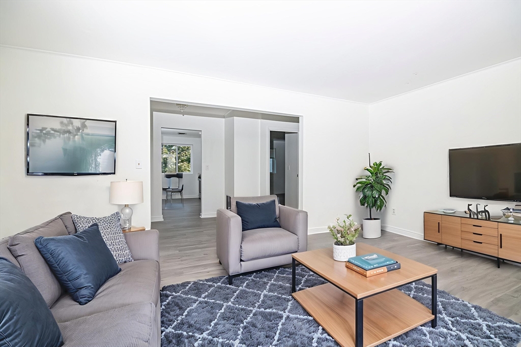 41 Bayberry Dr 4