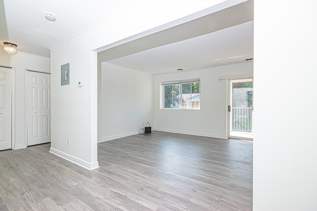 41 Bayberry Dr 4