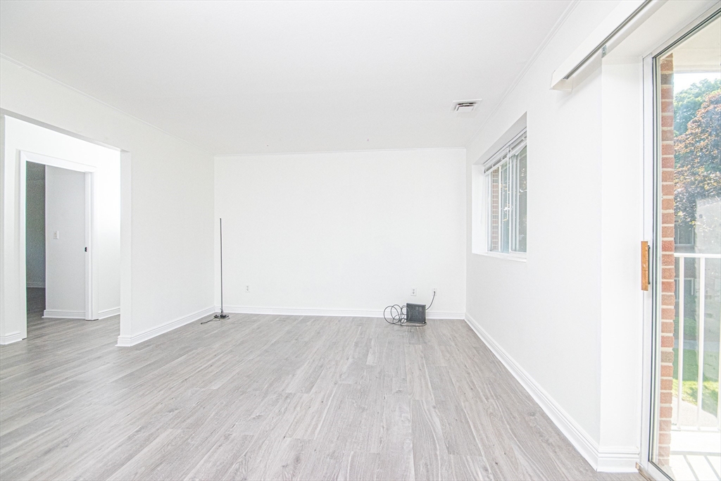 41 Bayberry Dr 4