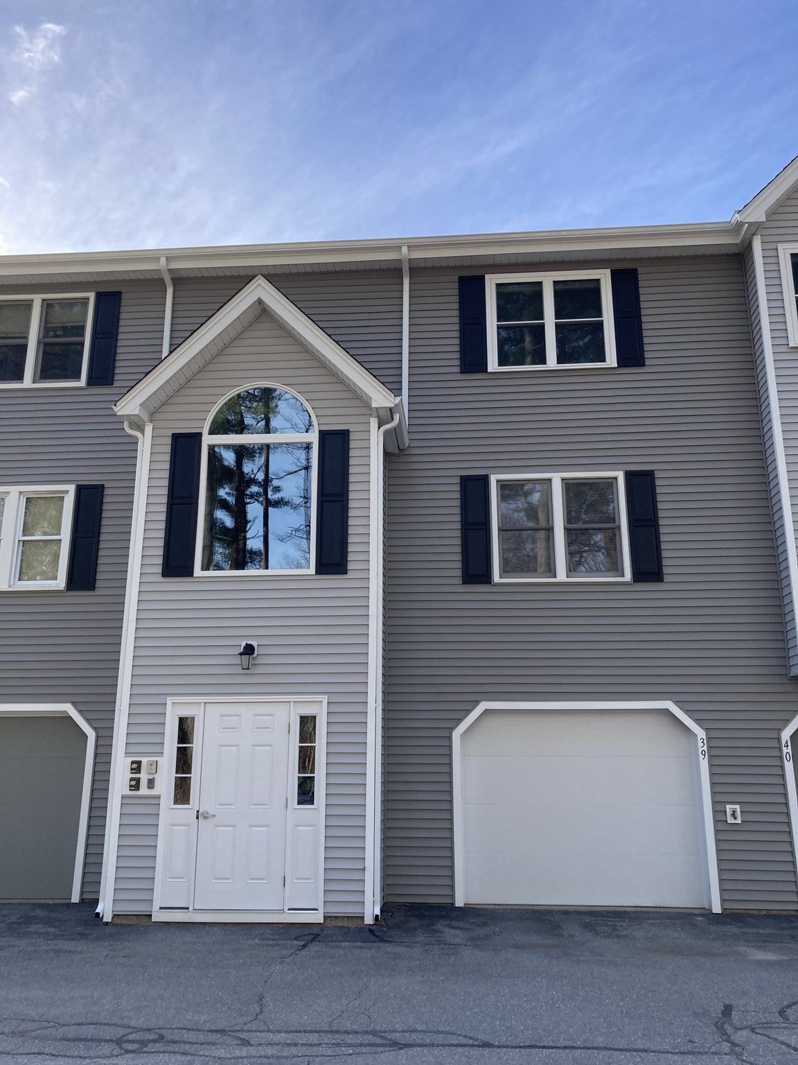 Click for 74 Tennis Plaza Rd #39, Dracut, MA slideshow
