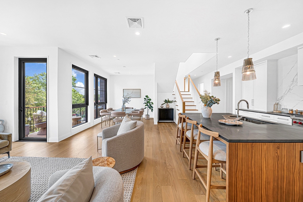 100 Linden Street Unit 303